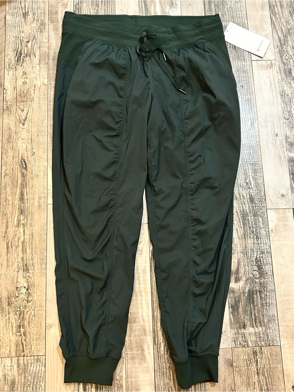 Lululemon Dance Studio Joggers Mid Rise NWT!!
